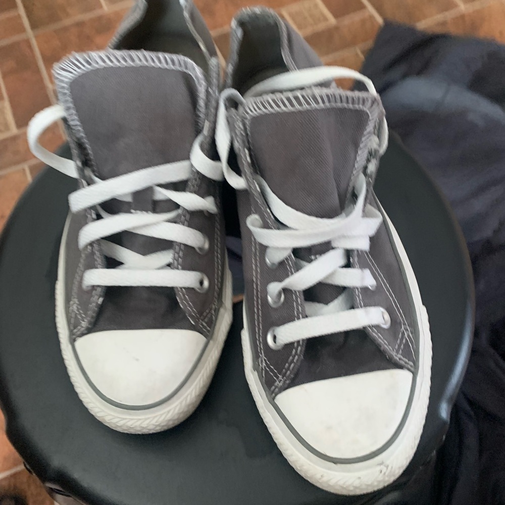 Converse - Picture 2 of 4